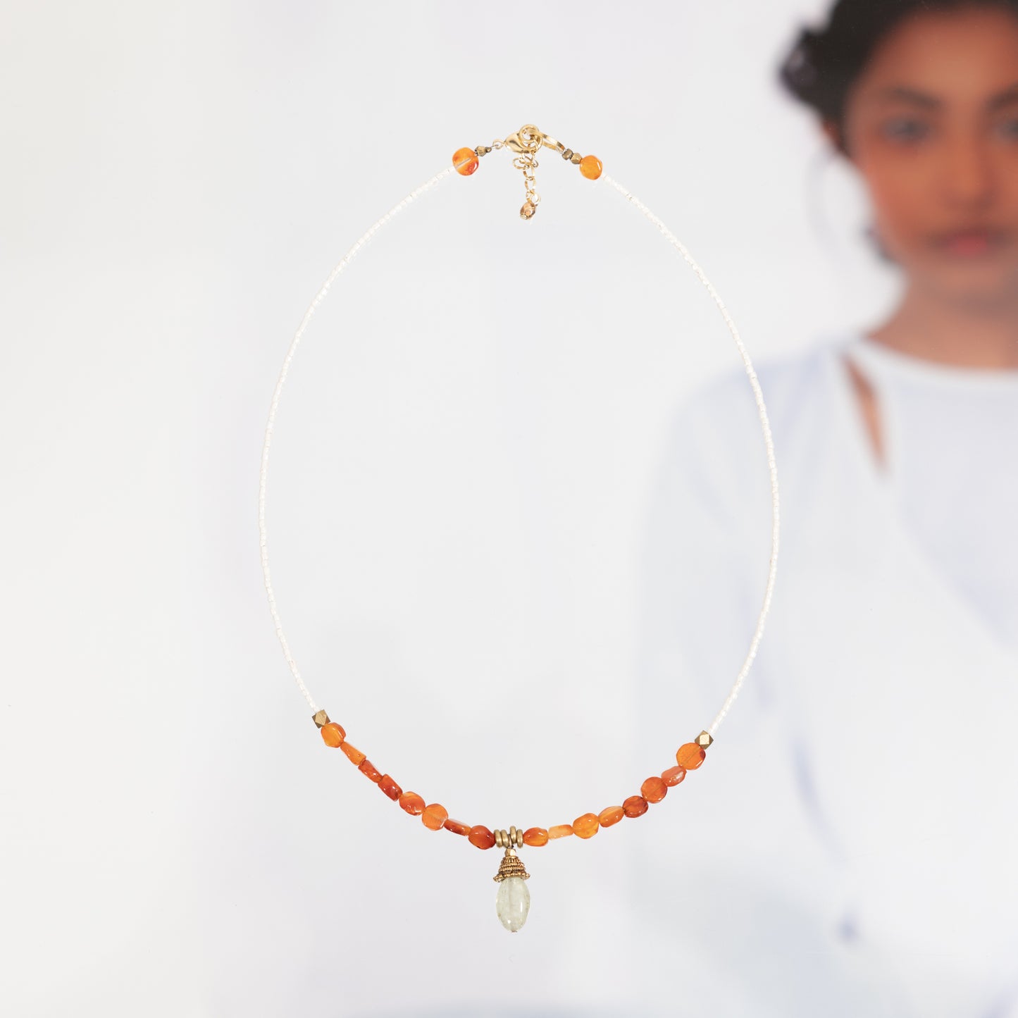 Ketting Hanger Calciet
