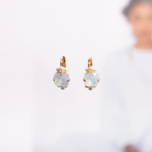 Classic Fantasy White Opal met Pareltjes