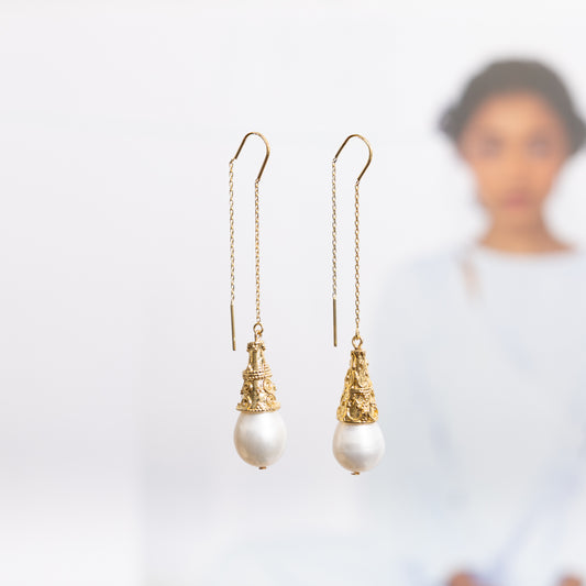 Oorbellen grote Parel Gold